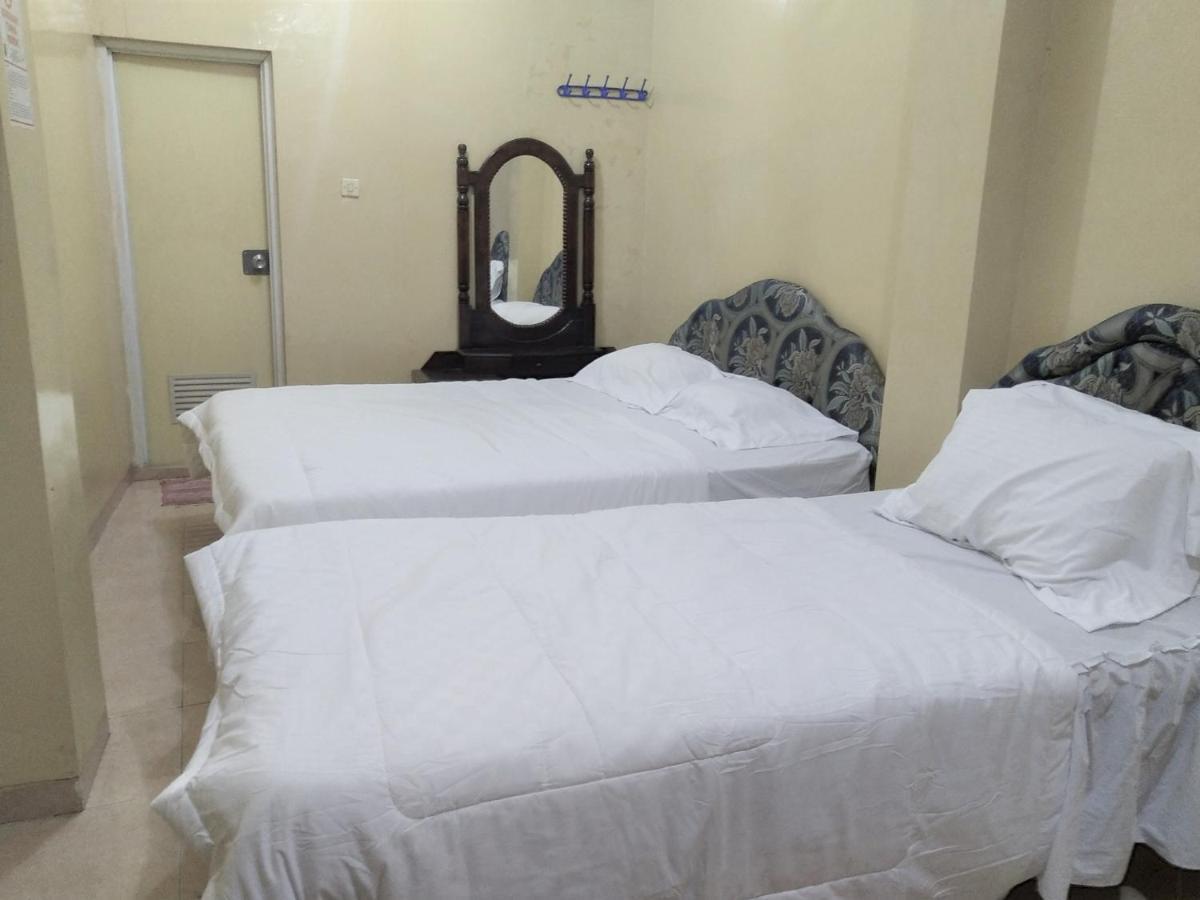 Hotel Pekalongan Syariah Mitra Reddoorz Extérieur photo